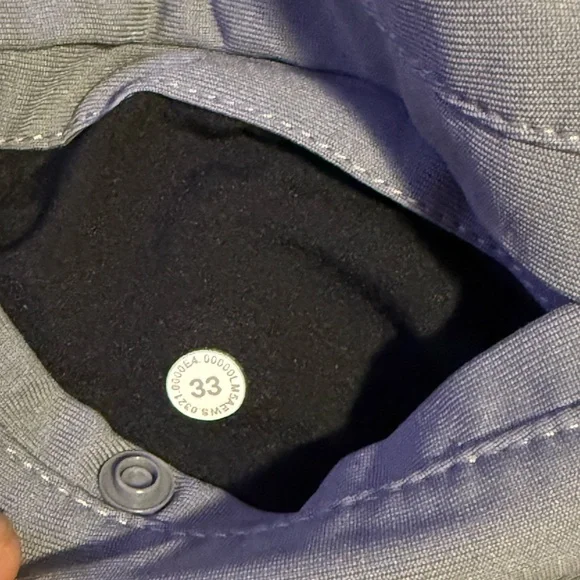 Lululemon Dress Pants 26.5” - Size 33 - Picture 3 of 3